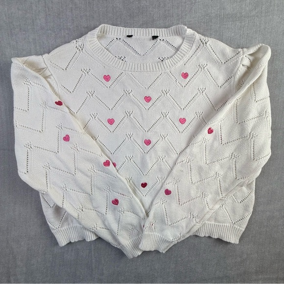 Studio Sweaters - Studio 19 L White and Pink Heart Valentine Pattern Oversized Cable Knit Sweater